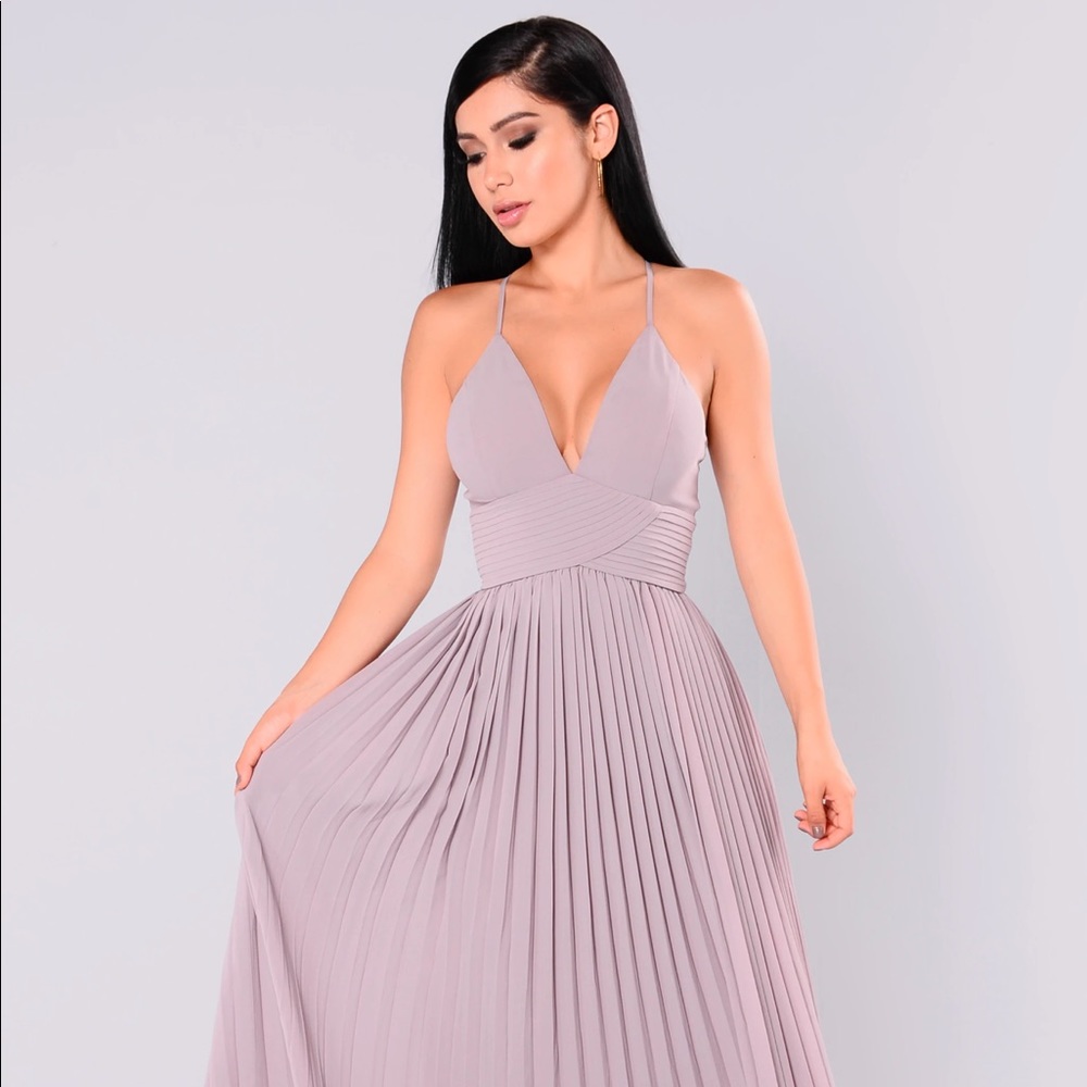 Beautiful dress for wedding or any special event!